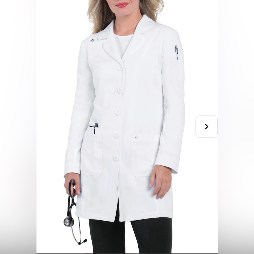 Koi Next Gen Lab Coat NWT